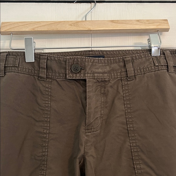 Banana Republic Dark Green Cargo Pants - Picture 3 of 7